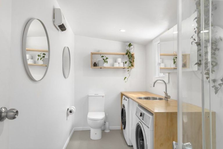 Photo of property in 25 Rintoul Street, Westport, 7825