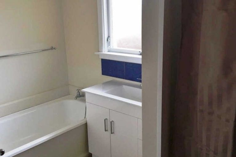 Photo of property in 1/78 Saint James Avenue, Papanui, Christchurch, 8053