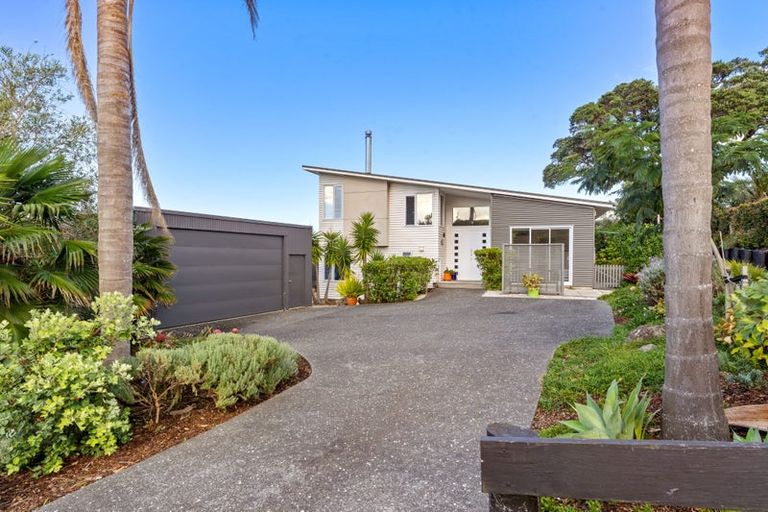 Photo of property in 79 Hauraki Road, Leigh, Warkworth, 0985