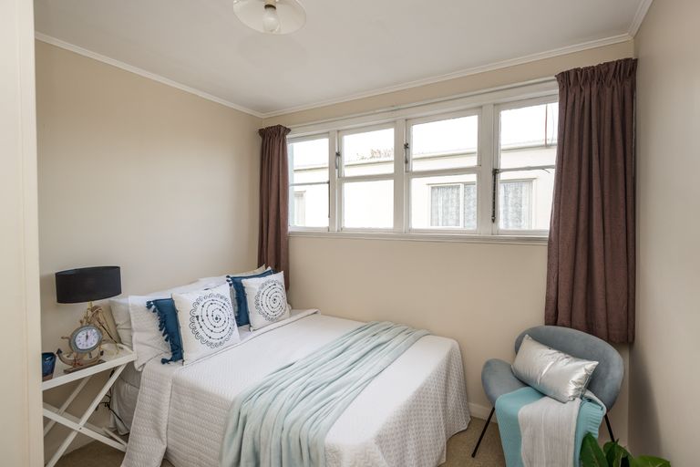 Photo of property in 236 Blenheim Road, Riccarton, Christchurch, 8041