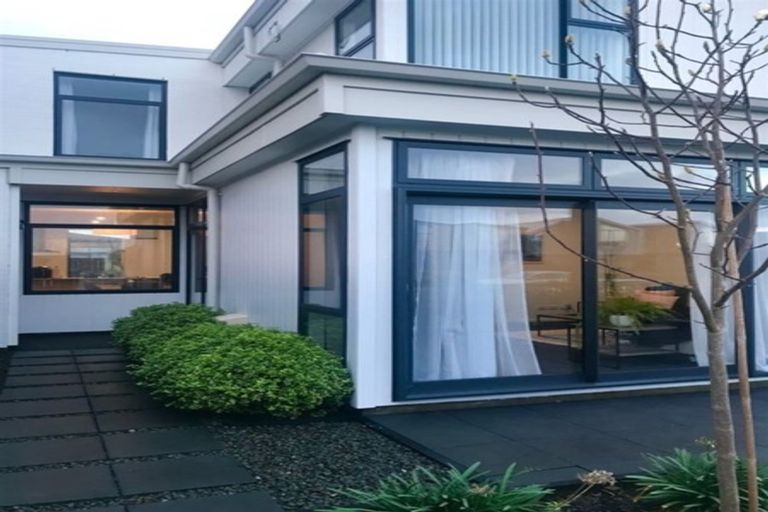 Photo of property in 51 Battalion Drive, Papakura, 2110