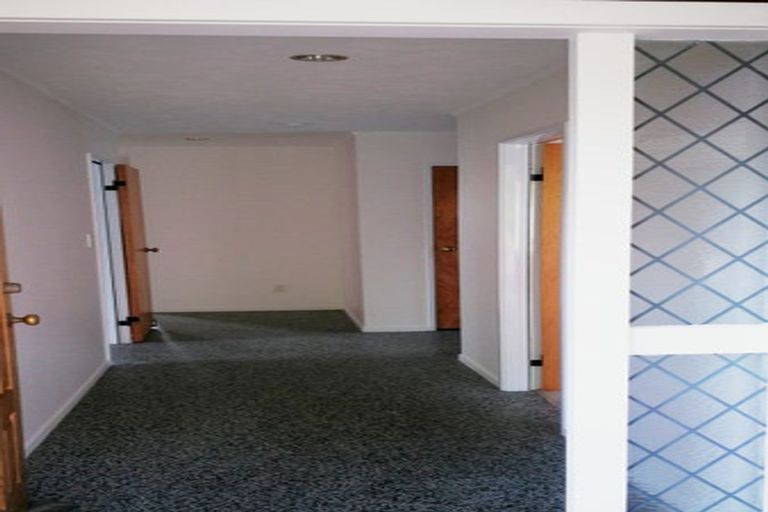 Photo of property in 2/20 Steeple Rise, Pakuranga, Auckland, 2010