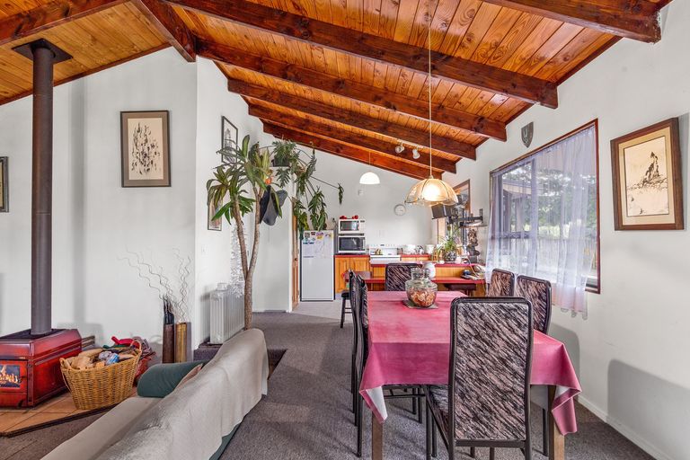 Photo of property in 548 Ngongotaha Road, Fairy Springs, Rotorua, 3015