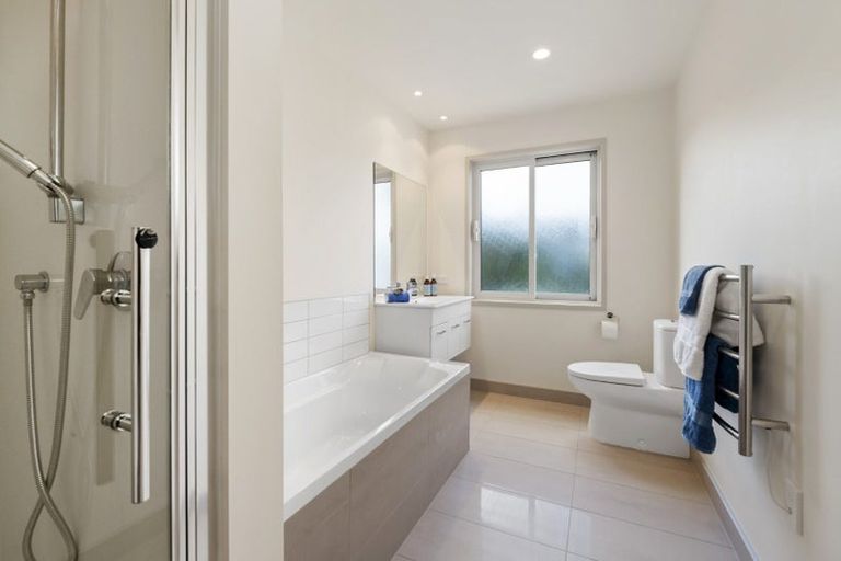 Photo of property in 28a Inverness Road, Browns Bay, Auckland, 0630