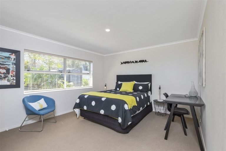 Photo of property in 25 Pine Harbour Parade, Beachlands, Auckland, 2018