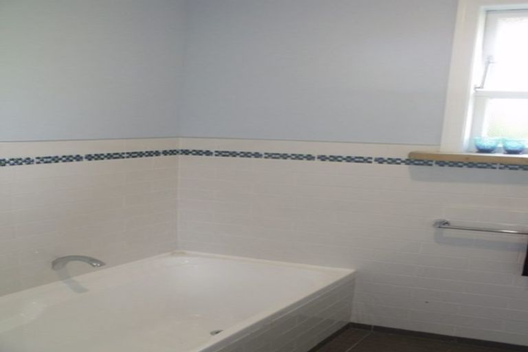 Photo of property in 24 Margaret Avenue, Havelock North, 4130