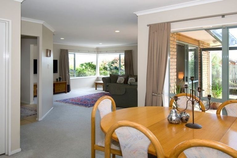Photo of property in 66 Bob Charles Drive, Golflands, Auckland, 2013