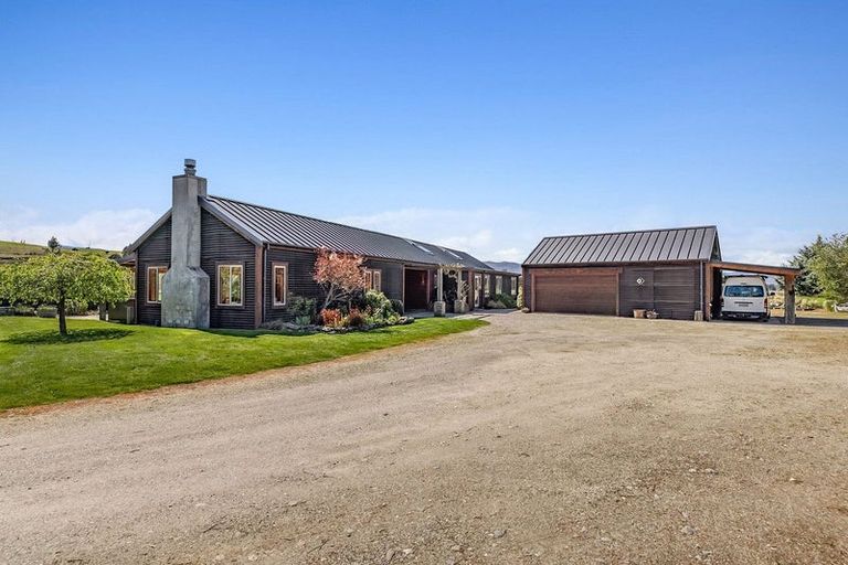 Photo of property in 99 Dublin Bay Road, Albert Town, Wanaka, 9382