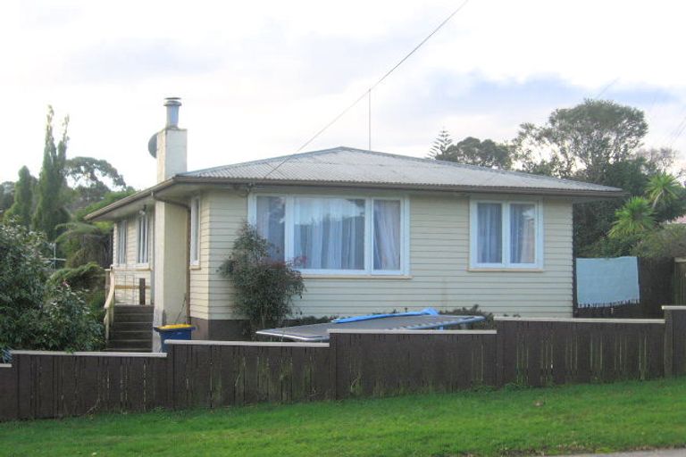 Photo of property in 57 Chorley Avenue, Massey, Auckland, 0614