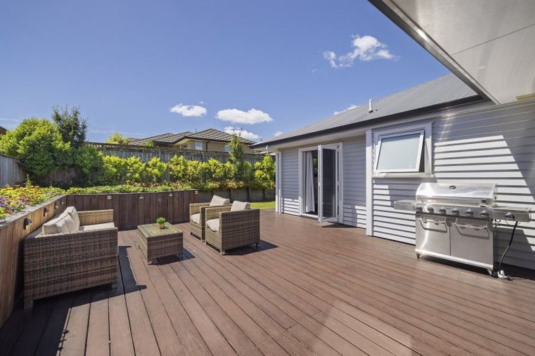 Photo of property in 19 Puhirake Crescent, Pyes Pa, Tauranga, 3112