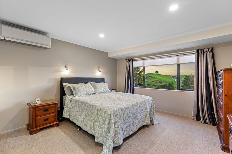 Photo of property in 132 Waikite Road, Welcome Bay, Tauranga, 3175