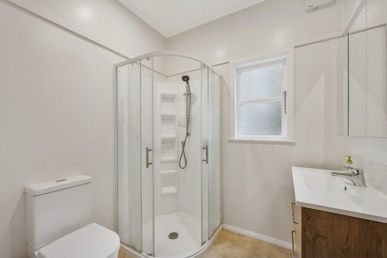 Photo of property in 84 Hatton Street, Karori, Wellington, 6012