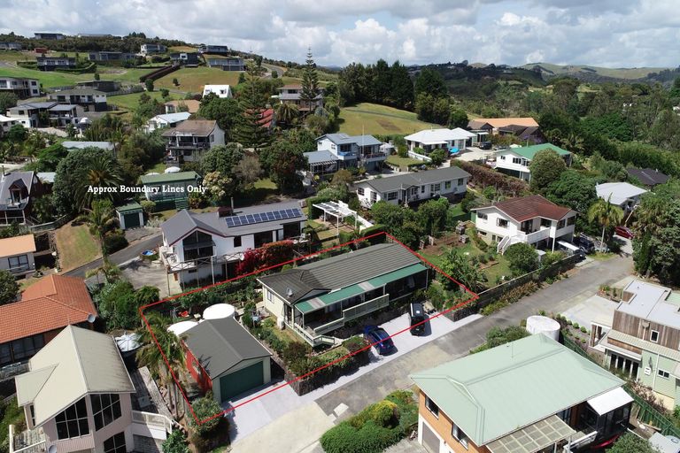 Photo of property in 29 Stratford Drive, Cable Bay, 0420