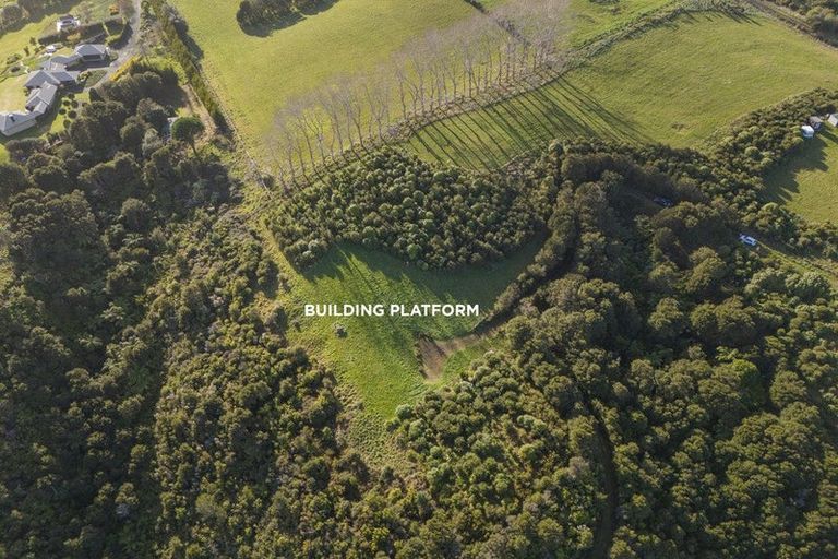 Photo of property in 404a Lees Road, Hahei, Whitianga, 3591