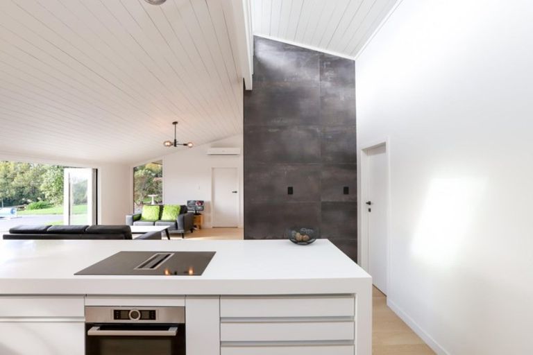 Photo of property in 74 Wallace Road, Temple View, Hamilton, 3289