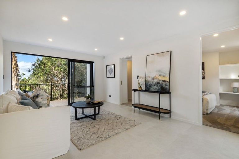 Photo of property in 13 Waimana Avenue, Northcote Point, Auckland, 0627