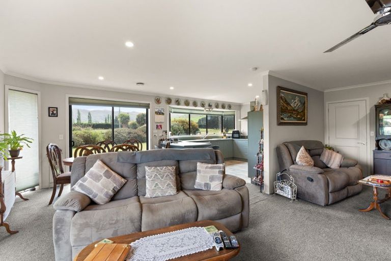 Photo of property in 425 Grange Hill Road, Makareao, Palmerston, 9483