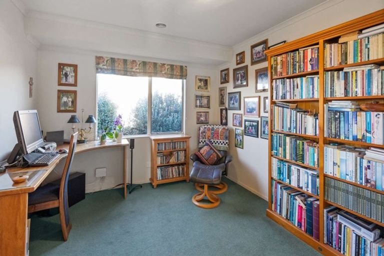 Photo of property in 58 Matipo Avenue, Pomare, Rotorua, 3015