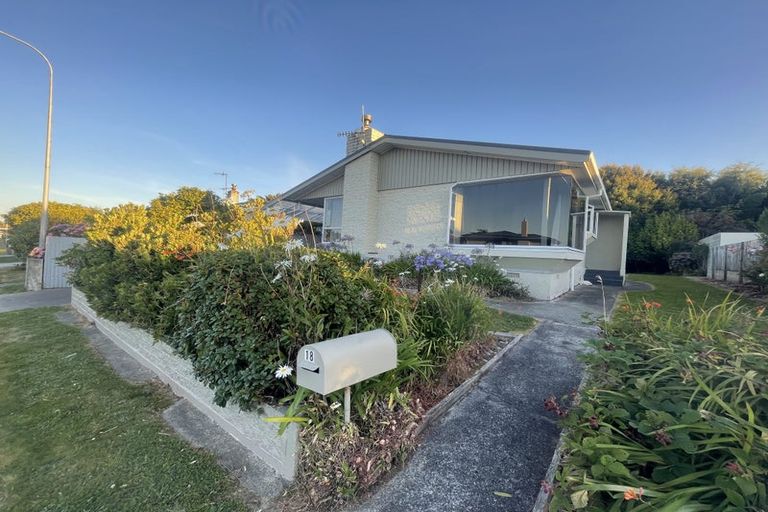 Photo of property in 18 Talbot Place, Hargest, Invercargill, 9810