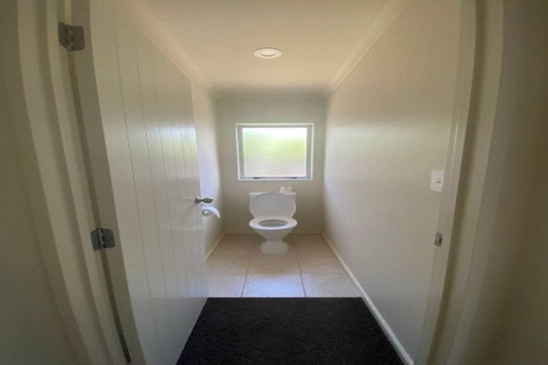 Photo of property in 44 Wayne Francis Drive, East Tamaki, Auckland, 2016