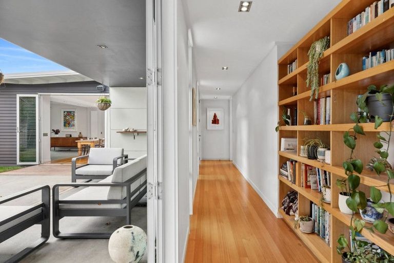 Photo of property in 10 Bridgewater Terrace, Albert Town, Wanaka, 9305