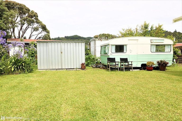 Photo of property in 75a Kon Tiki Road, Whiritoa, Whangamata, 3691