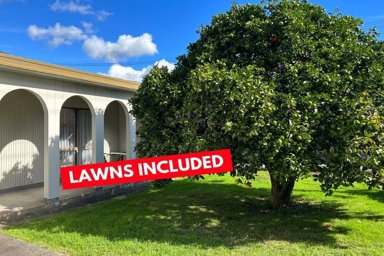 Photo of property in 1/39 Clevedon Road, Papakura, 2110