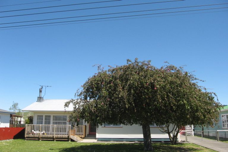 Photo of property in 23 Kara Street, Outer Kaiti, Gisborne, 4010