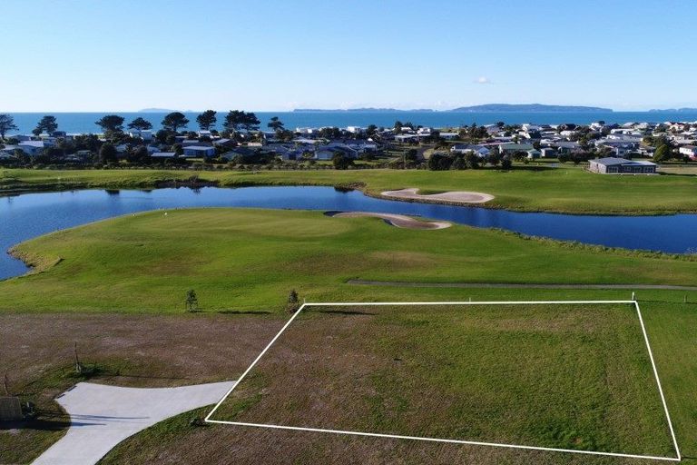 Photo of property in 137 Rangiora Crescent, Matarangi, Whitianga, 3592