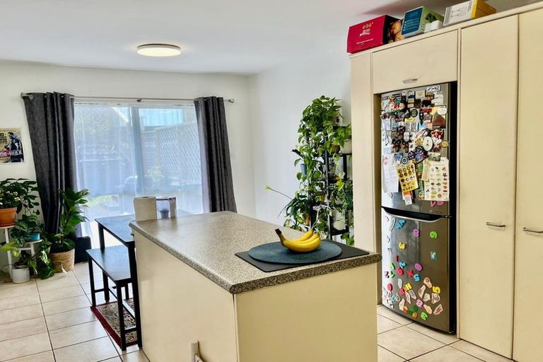 Photo of property in 3/61a Northboro Road, Belmont, Auckland, 0622