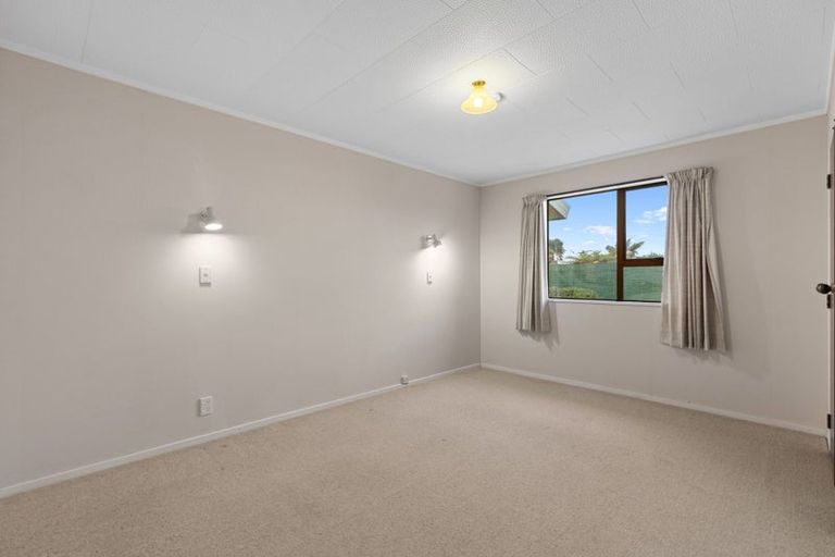 Photo of property in 207b Ngatai Road, Otumoetai, Tauranga, 3110