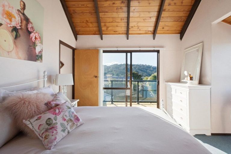 Photo of property in 15a Mayor View Terrace, Waihi Beach, 3611