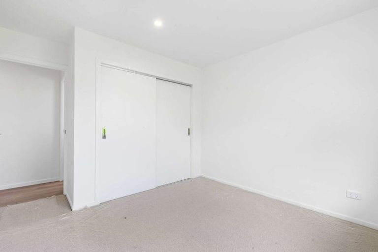 Photo of property in 6a Alston Avenue, Kelston, Auckland, 0602
