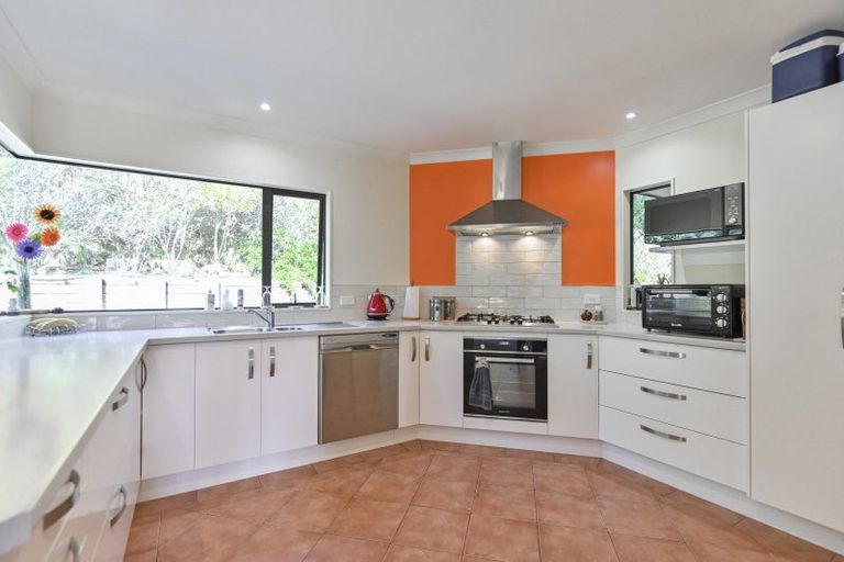 Photo of property in 121 Ballantyne Road, Poraiti, Napier, 4182