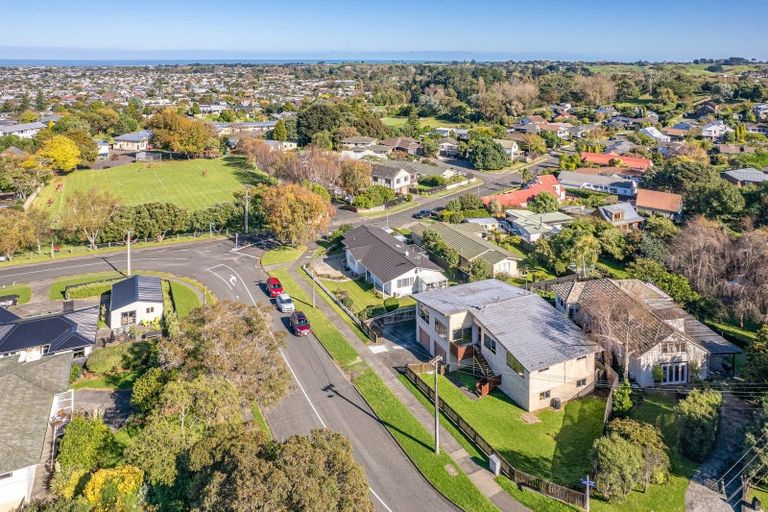 Photo of property in 75 Parkes Avenue, Saint Johns Hill, Whanganui, 4501