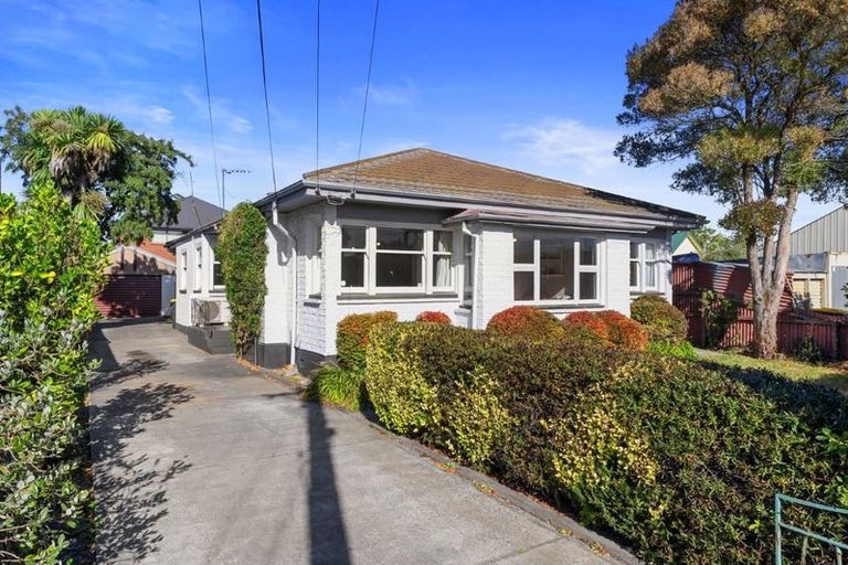 Photo of property in 6 Fairfield Avenue, Addington, Christchurch, 8024