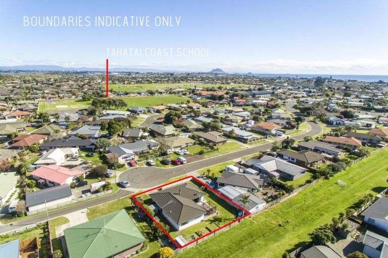 Photo of property in 61 Kane Road, Papamoa Beach, Papamoa, 3118