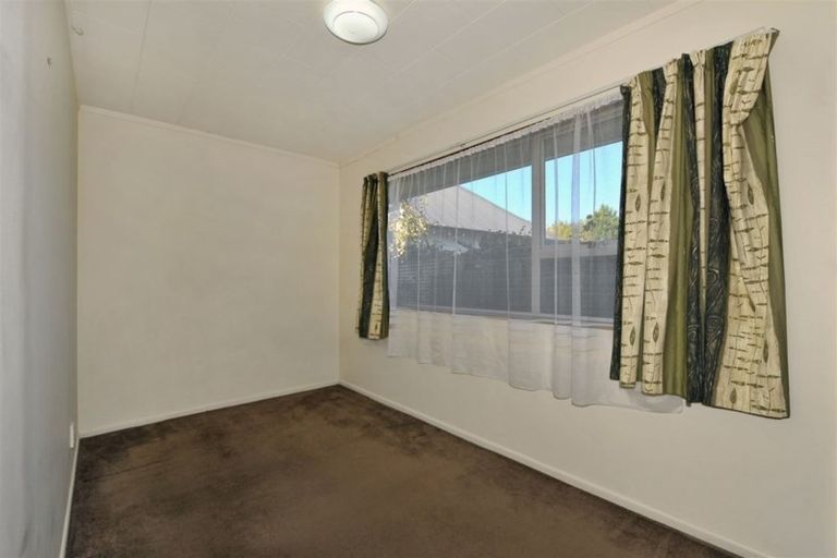 Photo of property in 2/48 Linwood Avenue, Linwood, Christchurch, 8011