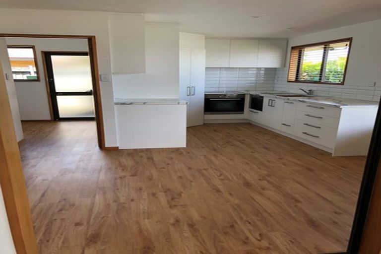 Photo of property in 1/106 Buchanans Road, Hei Hei, Christchurch, 8042