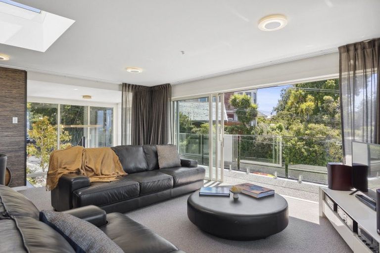 Photo of property in 6 Leven Street, Roslyn, Dunedin, 9010