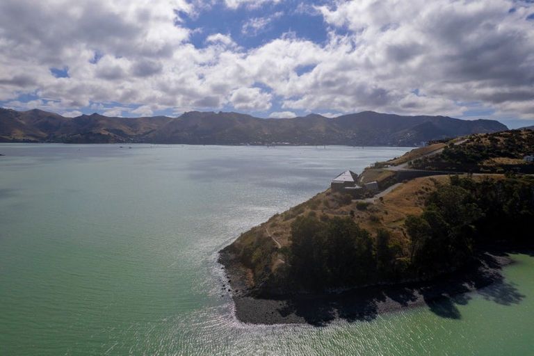 Photo of property in 4 Ohinehau Lane, Charteris Bay, Governors Bay, 8971