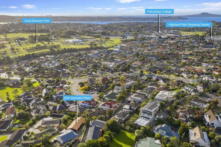 Photo of property in 2/23 Gwenand Place, Botany Downs, Auckland, 2010