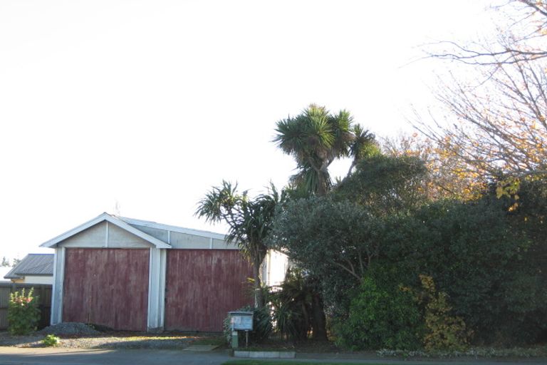 Photo of property in 871 Main North Road, Belfast, Christchurch, 8051