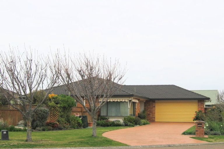 Photo of property in 8a Wilton Row, Taradale, Napier, 4112