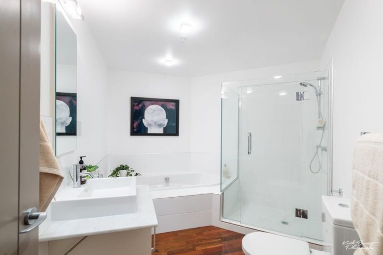 Photo of property in Alto Apartments, 3b/22 Telford Terrace, Oriental Bay, Wellington, 6011