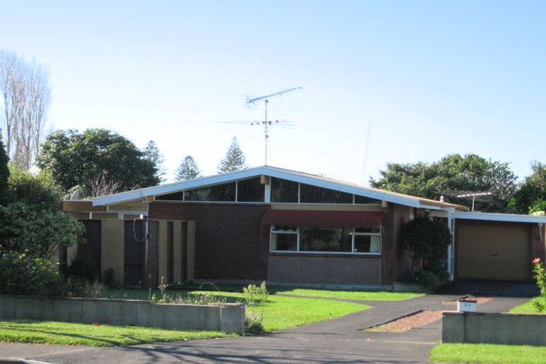 Photo of property in 53 Centreway Road, Orewa, 0931