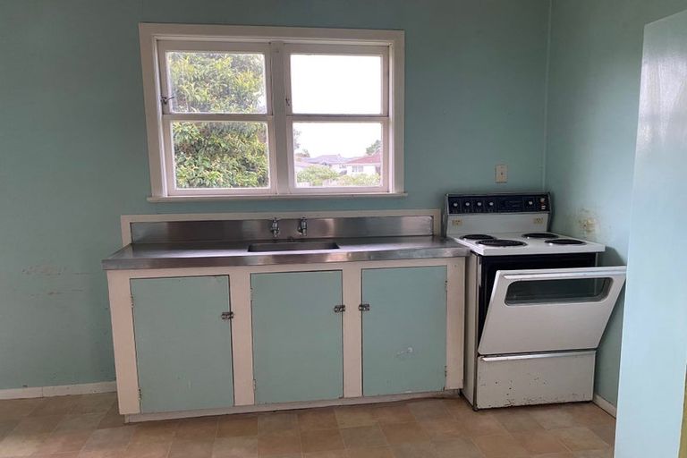 Photo of property in 7 Jordan Road, Mangere, Auckland, 2022