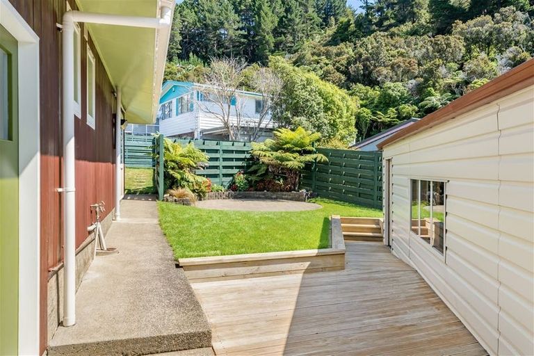 Photo of property in 2 Glenrae Grove, Silverstream, Upper Hutt, 5019