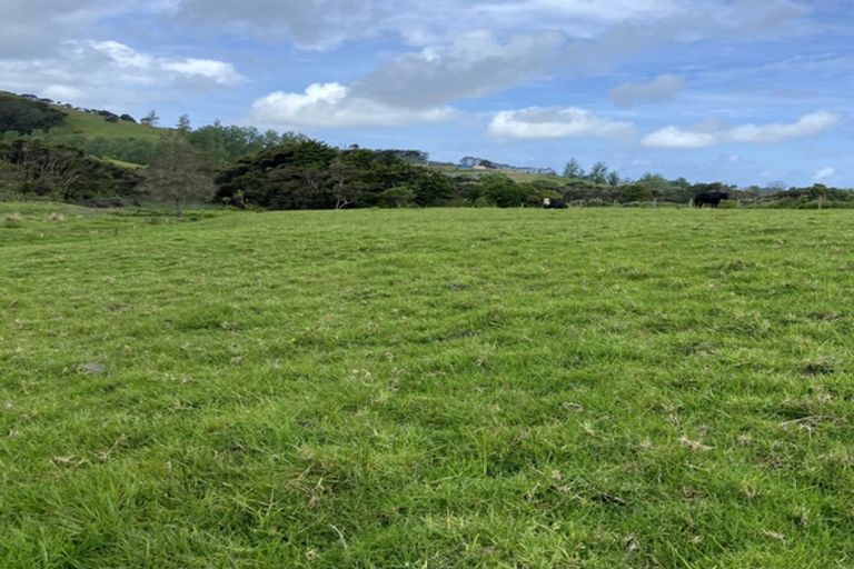 Photo of property in 68 Spioenkop Road, Mangawhai, 0573