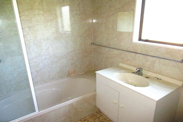 Photo of property in 6a Rimu Road, Raumati Beach, Paraparaumu, 5032